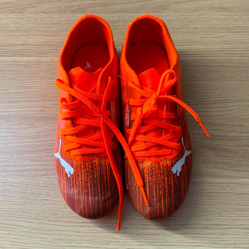 Puma MATRYXPRO Soccer Cleats